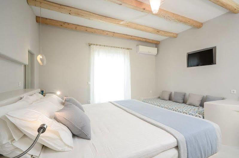 Antony Suites And Residences (Adults Only) Naxos City Extérieur photo